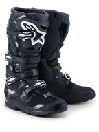 Alpinestars 2026 Tech 7 Enduro Drystar® støvler, professionelle motocross- og endurostøvler, sort, med et lukkesystem med fire spænder, hvidt Astar-logo på skinnebenet, robuste TPU-beskyttelsespaneler og en specialiseret sål til terrængreb.