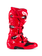 Alpinestars Tech 7 støvler, motocross-støvler, klar rød, set fra siden, med et lukkesystem med fire spænder, beskyttende TPU-skal, hvidt Alpinestars-logo og "Tech 7"-branding, holdbart fodtøj til off-road racing