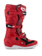 Alpinestars Youth Tech 7S støvler, motocross off-road støvler, rød med sorte og hvide detaljer, lukningssystem med flere spænder, teksturerede beskyttelsespaneler, hvid sål, forstærket struktur til unge ryttere