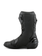 Alpinestars Supertech R Boots, racing-motorcykelstøvler, sort sort, sideprofilvisning med TPU-skinnebensplade, forstærket hælbeskytter og harmonika-flexzoner for naturlig bevægelse, professionelt fodtøj til bane- og gadebrug