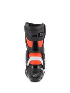 Alpinestars SMX Plus V2 herre-racingstøvler i sort og rød fluo, hvid TPU-beskyttelse og harmonika-flekszoner, set bagfra.