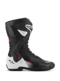 Alpinestars SMX-6 V3 støvler, højtydende motorcykelracingstøvler, sort, hvid og rød, sideprofil med lateral TPU-ankelbøjle, forstærket skinnebens- og hælbeskyttelse, perforerede mesh-flekszoner og udskiftelige tåslidere til bane- og gadekørsel