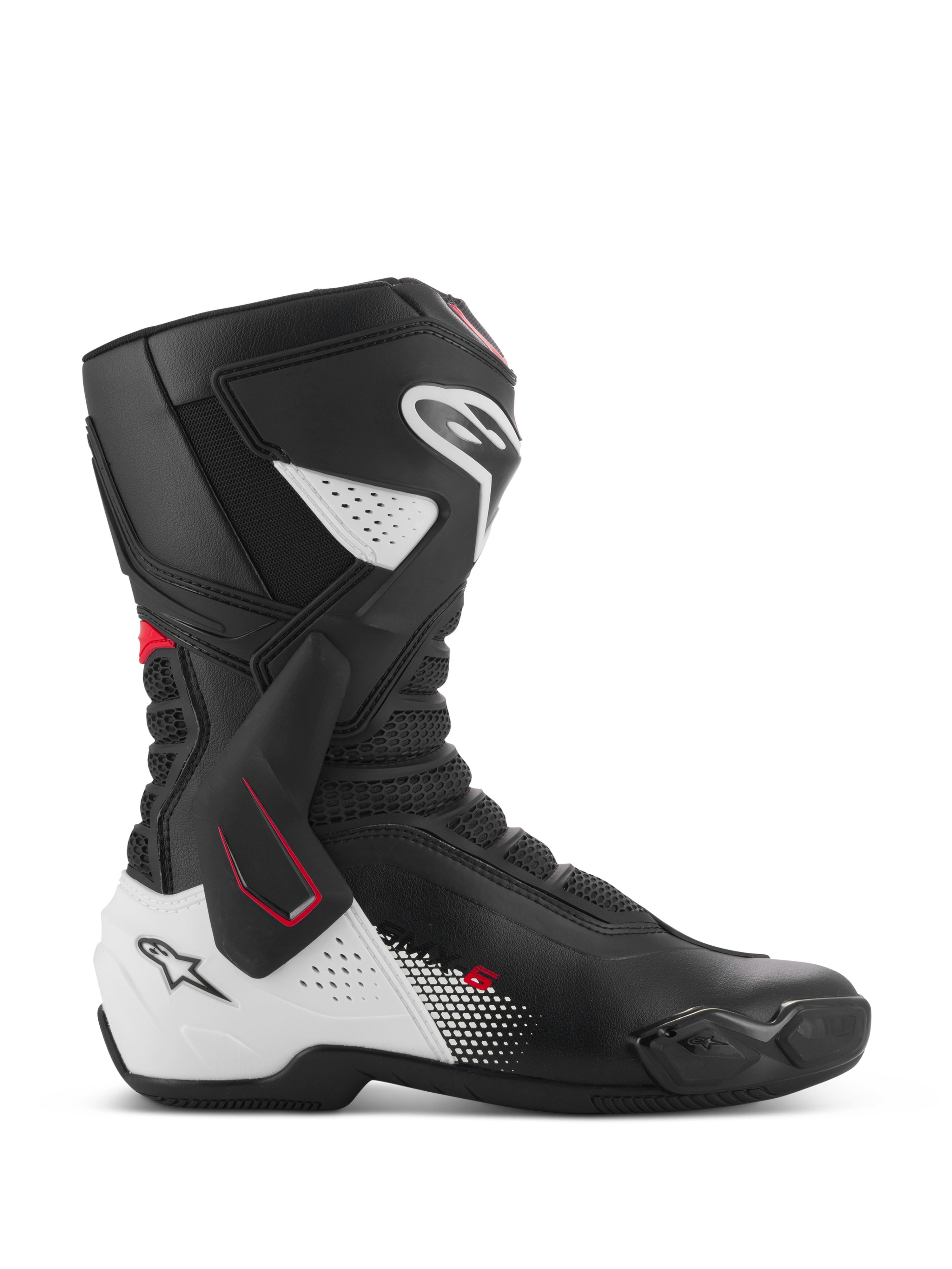 Alpinestars SMX-6 V3 støvler, højtydende motorcykelracingstøvler, sort, hvid og rød, sideprofil med lateral TPU-ankelbøjle, forstærket skinnebens- og hælbeskyttelse, perforerede mesh-flekszoner og udskiftelige tåslidere til bane- og gadekørsel