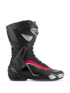 Alpinestars SMX-6 V3 støvler, motorcykelracingstøvler, sort, sølv og rød, sideprofilvisning der viser TPU lateral ankelbeskyttelse, udskiftelig tåslider og mesh-flekszoner til bane- og gadekørsel.