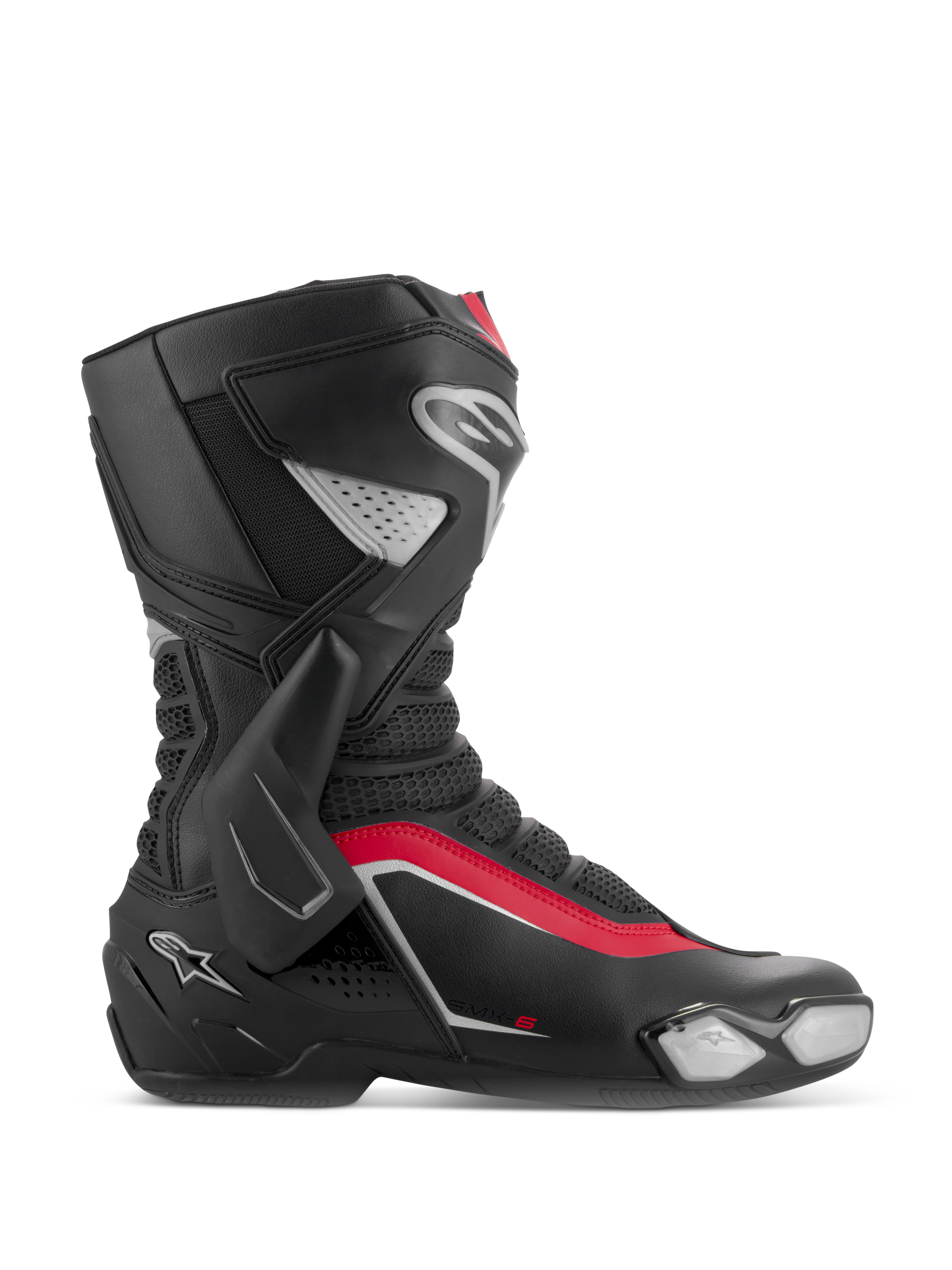 Alpinestars SMX-6 V3 støvler, motorcykelracingstøvler, sort, sølv og rød, sideprofilvisning der viser TPU lateral ankelbeskyttelse, udskiftelig tåslider og mesh-flekszoner til bane- og gadekørsel.