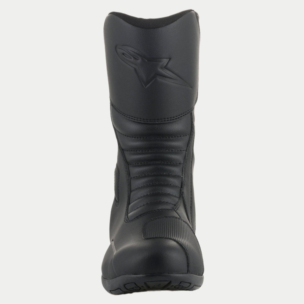 Alpinestars Origin Drystar® støvler, sorte motorcykel touring-støvler, set forfra med harmonika-flekszoner, præget logo på skinnebenet, holdbar mikrofiberkonstruktion og syntetisk gearskiftepude
