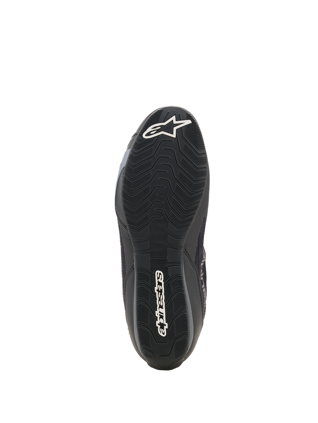 Alpinestars Celer Superair-sko, motorcykelsko, sort og mørkegrå, set nedefra, tekstureret oliebestandig gummiydersål med hvidt Alpinestars-stjernelogo ved tåen og navnetræk ved hælen