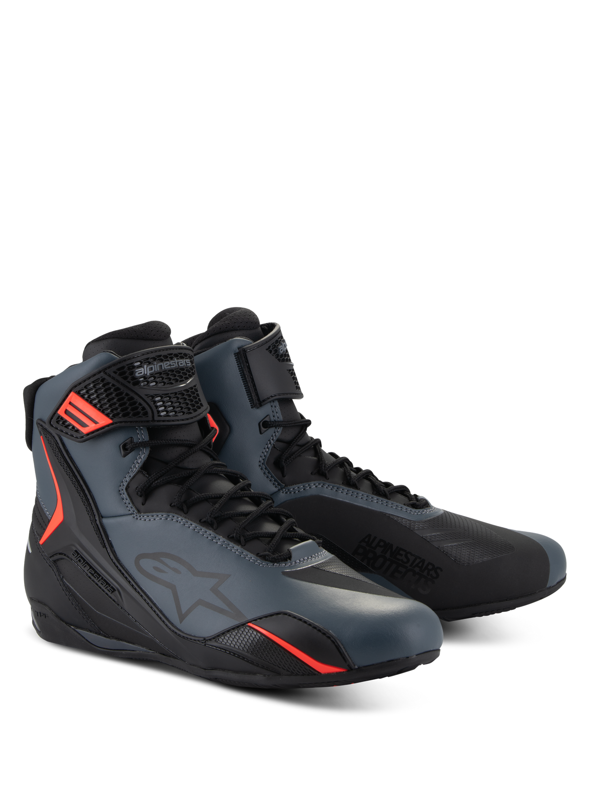 Alpinestars Faster-4 sko, motorcykelkøresko, sort, grå og rød fluo, sømløs overdel i mikrofiber med beskyttende TPU-paneler, snørelukning med krog-og-løkke-strop, sportslig aerodynamisk profil til vejkørsel