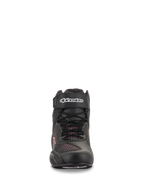 Alpinestars Stella Faster-3 Rideknit® sko til damer, sort, gul og lyserød, set forfra, der viser sømfri strikket konstruktion, snørebånd og velcro-ankelrem med hvidt Alpinestars-logo, letvægtsfodtøj til motorcykelkørsel