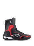 Alpinestars Superfaster sko, motorcykelsko, sort, klar rød og hvid, set fra siden med høj krave, rød TPU-stødbeskyttelse og hvidt Alpinestars-logo, sportsorienteret beskyttelsesfodtøj til vej
