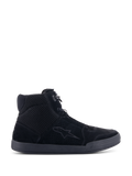 Alpinestars Chrome Air sko, urbane motorcykelkøresko, sort, set fra siden med overdel i delt ruskind og mesh, high-top sneaker-silhuet, afslappet beskyttende fodtøj til vejbrug