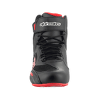 Alpinestars FQ20 Faster-3 Rideknit® sko, motorcykel-køresko, sort og klar rød, set forfra med snørelukning og velcrostrop øverst med Alpinestars-branding, teknisk mikrofiber og åndbar strikkonstruktion.