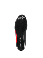 Alpinestars Sektor sko, motorcykelsko, sort, hvid og rød fluo, set nedefra med tekstureret gummisål med hvide logoer og røde detaljer, letvægtsdesign til vejkørsel