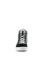 Alpinestars Stated-sko, sort, grå og hvid, set forfra af høj motorcykelsneaker, hvide snørebånd, tåboks i sort ruskind, grå lærredspaneler, hvid vulkaniseret sål, urban street-stil