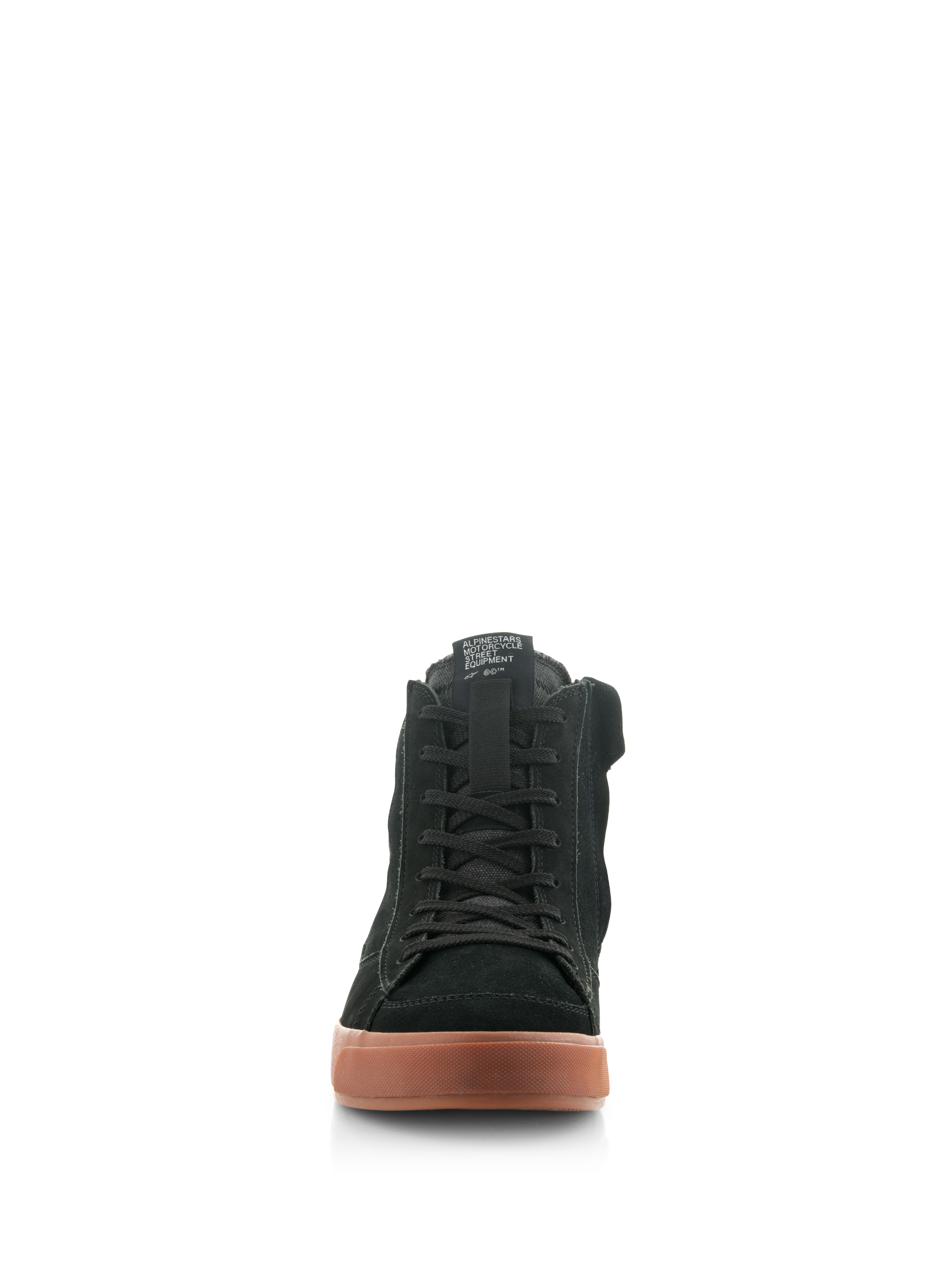 Alpinestars Stated-sko, urbane motorcykelkøresko, Black Gum, set forfra med overdel i sort nubuck og ruskind, klassiske snørebånd og tekstureret gummisål, skate-inspireret beskyttelsesfodtøj