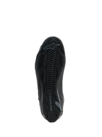 Alpinestars Faster-4 Drystar® sko, Black Cool Gray, undersiden viser den teksturerede gummisål med grebsmønster og Alpinestars-logo, forstærket design for stabilitet og trækkraft.