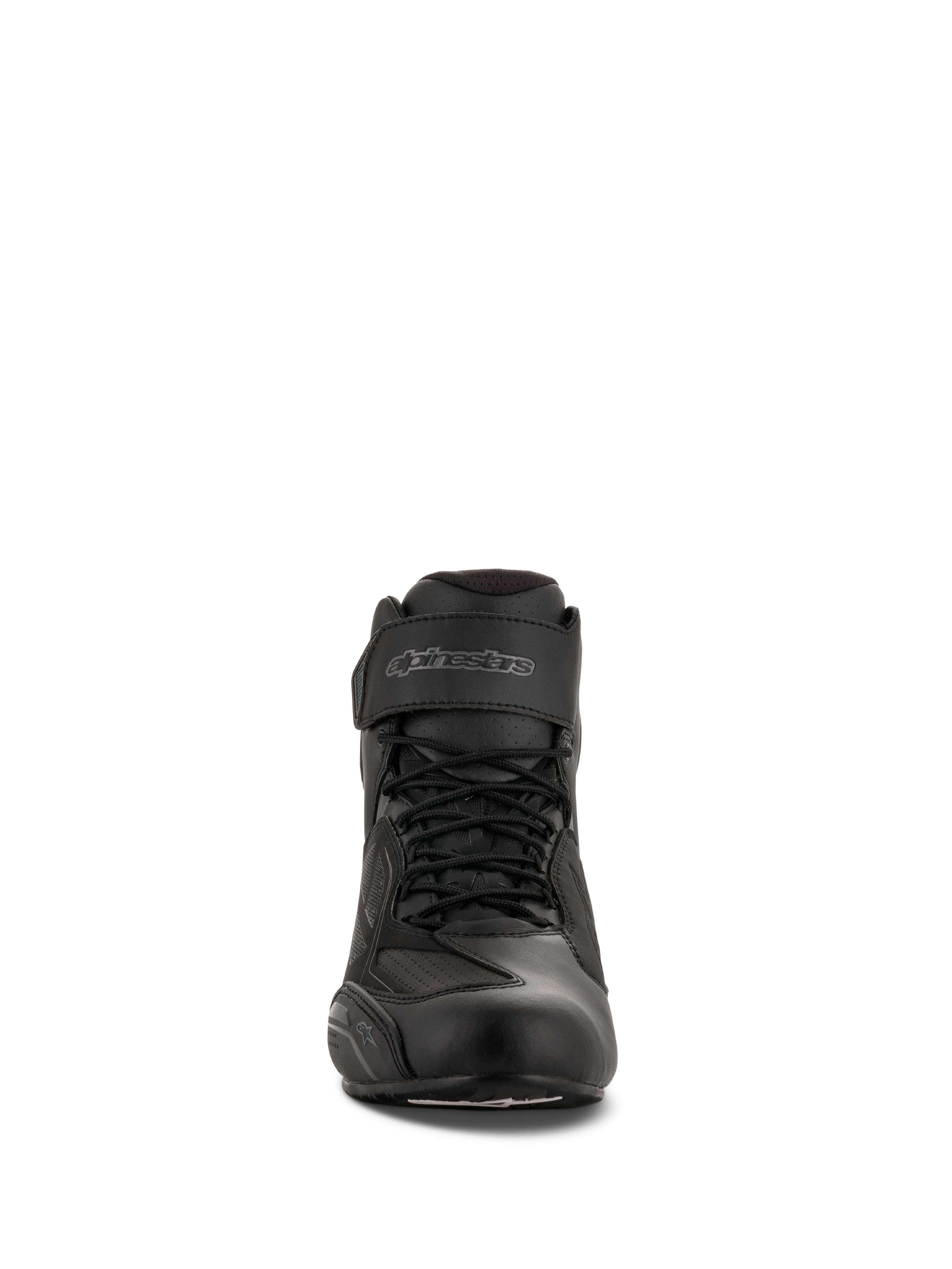 Alpinestars Faster-3 Drystar® køresko, Black Cool Gray, set forfra med snørelukning og velcro-ankelstrop, vandtæt motorcykelfodtøj i mikrofiber.
