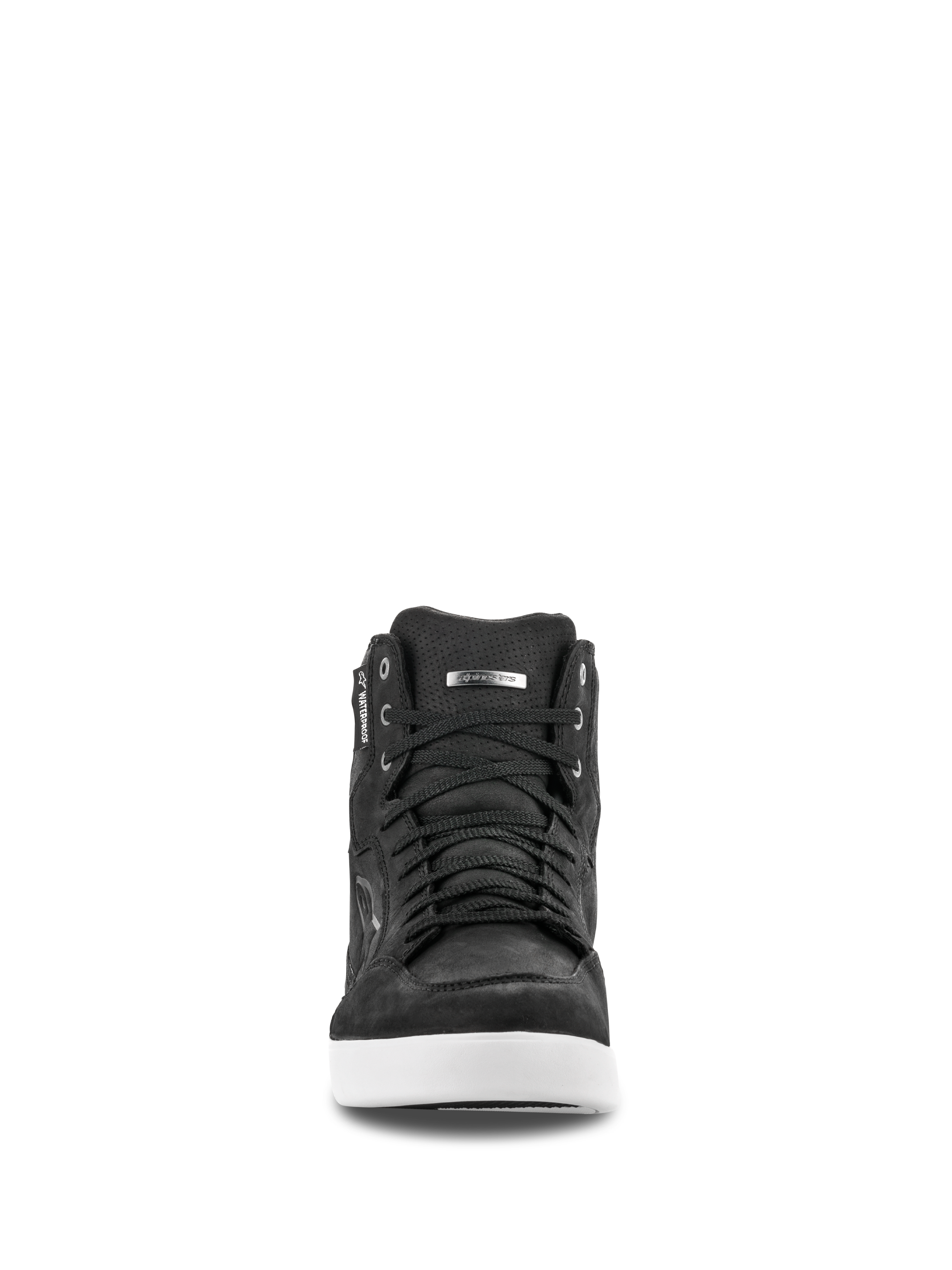 Alpinestars J-6 Waterproof-sko, set forfra, sort læder-køresko med hvid sål, sneaker-lignende design med sorte snørebånd, med vandtæt label og logo-detalje i sølv, urbant motorcykelfodtøj