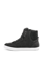 Alpinestars J-6 Waterproof Shoe, sort og hvid, sideprofil af high-top motorcykelsneaker, konstruktion i sort læder med hvid gummisål, urbant fodtøj til motorcykel med snørebåndsdesign