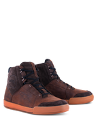 Alpinestars Chrome Crafted Drystar® sko, urban køresko, brun og gummi, high-top konstruktion i læder og ruskind, sorte snørebånd, gummisål, med præget logo og Drystar®-branding, moderne casual motorcykelfodtøj