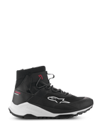 Alpinestars Speedforce XR-sko, sorte og hvide high-top motorcykel-sneakers, urbant kørefodtøj, sideprofil med mesh-tekstiloverdel, hvidt sidelogo, tyk hvid mellemsål med Alpinestars-branding og rød Urban Series-tekst på hælen