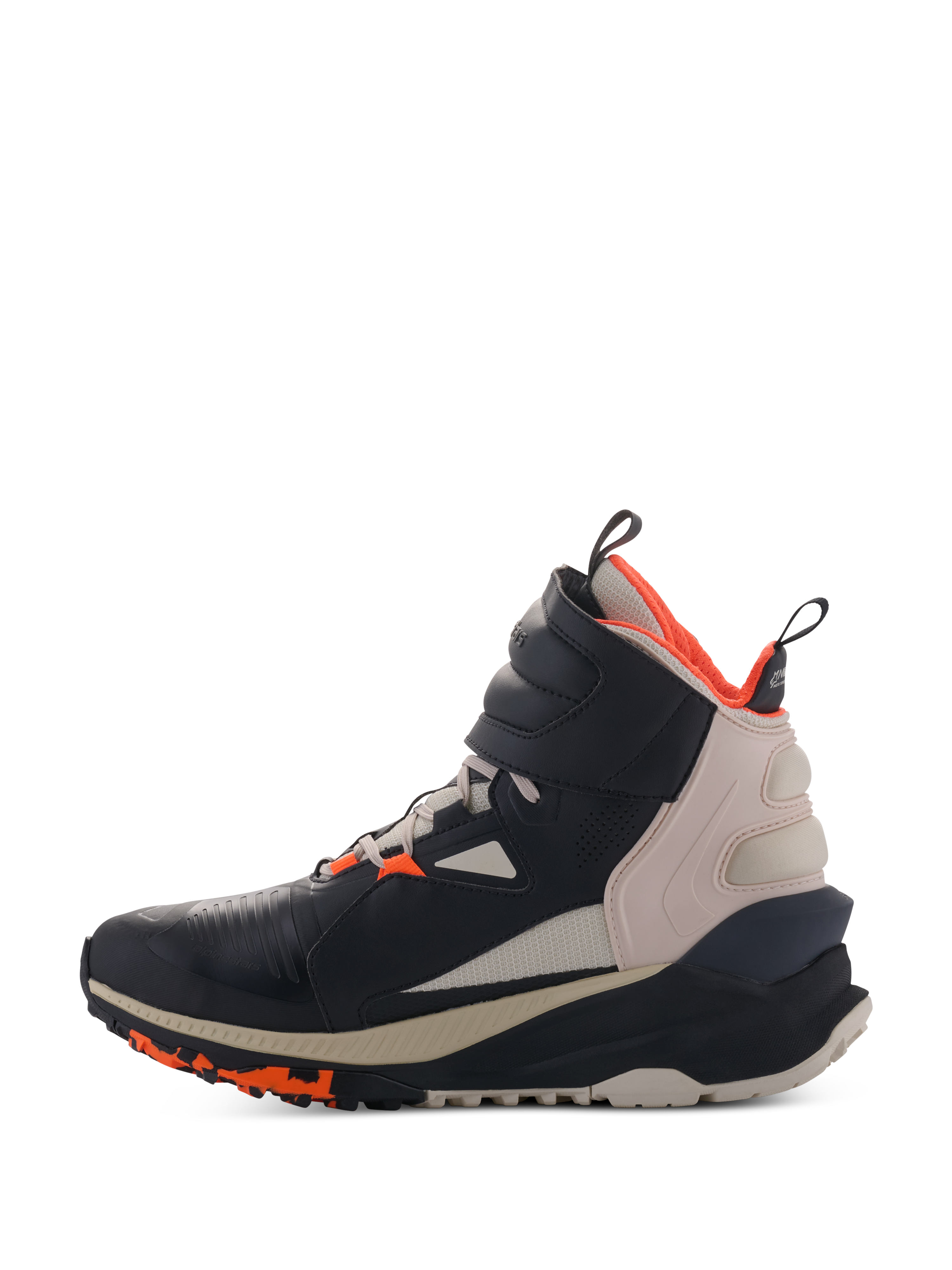 Alpinestars Speedstreet sko, Black Almond Hot Orange, high-top motorcykelsko med overdel i mikrofiber, mandelfarvet beige hælpanel og varmt orange for, med en stor ankelrem og tekstureret sål, urbant streetwear-inspireret design