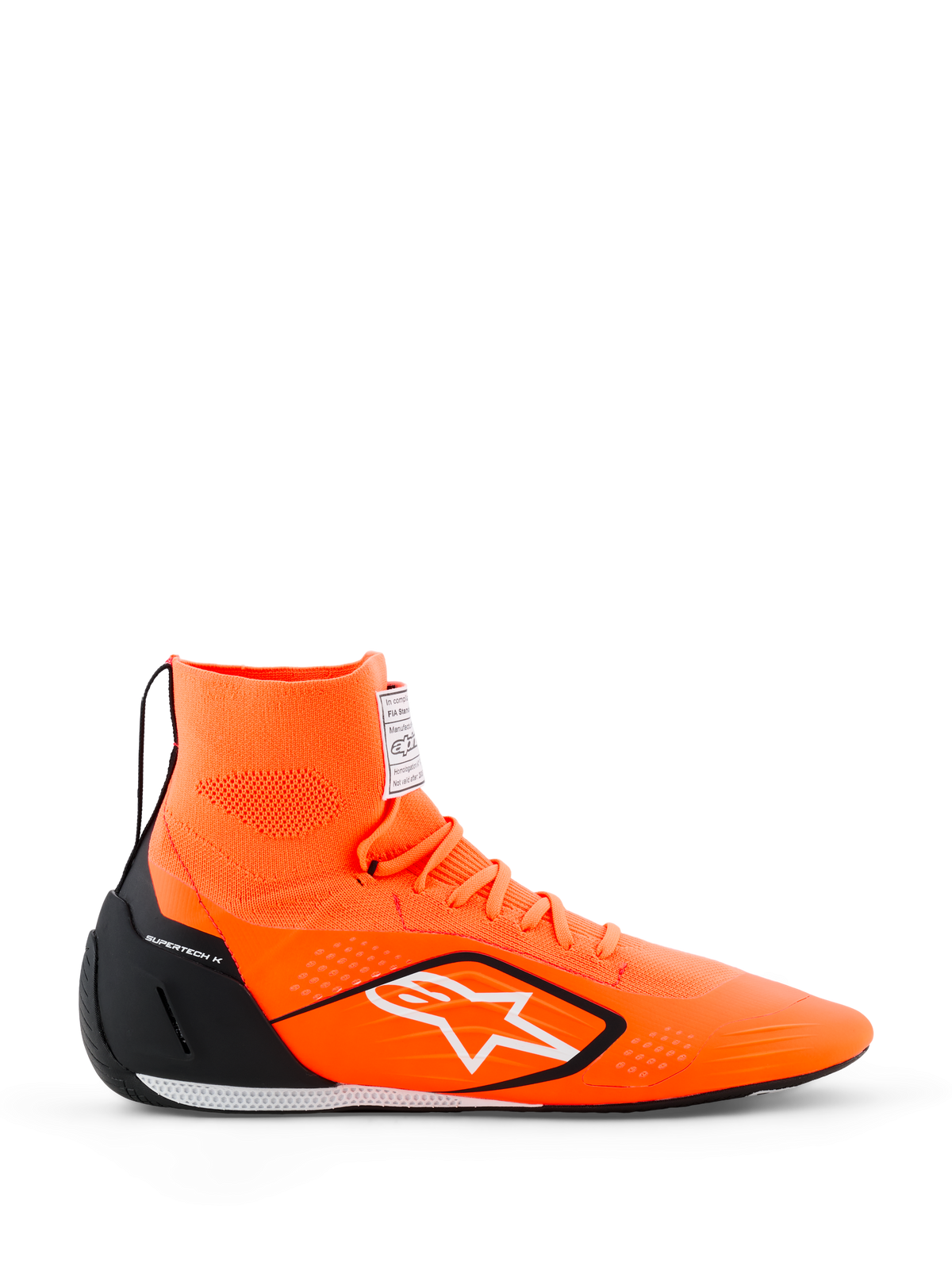 Alpinestars Supertech K-sko - FIA, karting-racersko, orange fluo med sorte og hvide detaljer, høj strikket konstruktion med hvidt stjernelogo, sort TPU-hælkappe, ultratynd racingsål, set fra siden