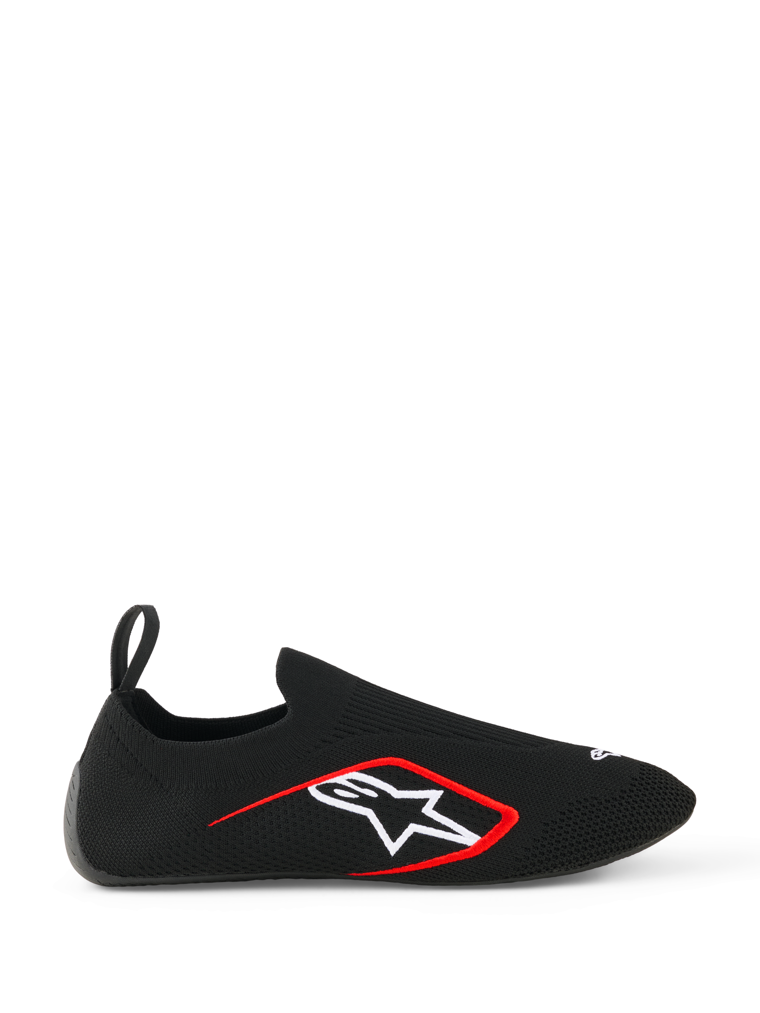 Alpinestars Tech Gaming-sko, sim-racingsko, sort, sideprofil der viser en sømløs strikket strækoverdel, hvidt Alpinestars stjerne-logo med rød kant, trækstrop bagpå, sokkelignende pasform til virtuel racing