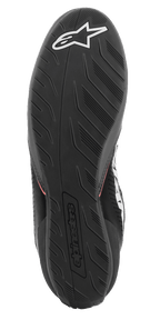 Alpinestars Tech-1 K Start V2 sko, kartingsko, sålvisning, sort gummi med tekstureret mønster, hvidt Alpinestars-logo og præget branding på hælen, designet til greb på racerpedaler