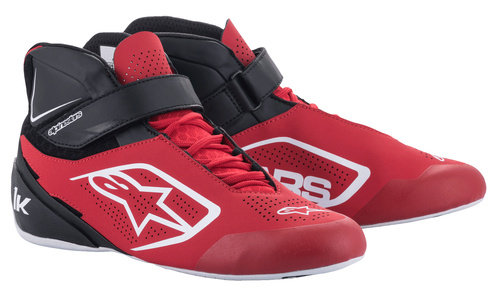 Alpinestars Tech-1 K V2 kartingsko, rød, sort og hvid, mellemhøj racingsko med røde snørebånd og sort velcro-ankelrem, perforeret mikrofiber-overdel med hvide Alpinestars-logoer, ergonomisk design til professionel karting