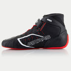 Alpinestars Tech-1 KX V3 karting sko, sort, hvid og rød, profilset fra siden med hvidt ASTARS-logo, rød ydersål og laserskårne perforeringer, professionelt motorsportfodtøj til racing