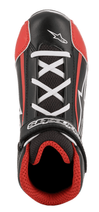 Alpinestars Youth Tech-1 K sko, karting-sko, sort, hvid og rød, set ovenfra med hvide krydssnørebånd, sort velcrolukning med logo, rød 3D-mesh-foring, holdbar mikrofiber- og mesh-konstruktion