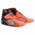 Alpinestars Tech-1 KZ V2-sko, karting-sko, sort og orange fluo, high-top design med strikket overdel og hvidt Astars-logo, sorte mesh-paneler, teksturerede overlays, tynde hvide såler, dobbelt velcrolukning, aerodynamisk performance-fodtøj