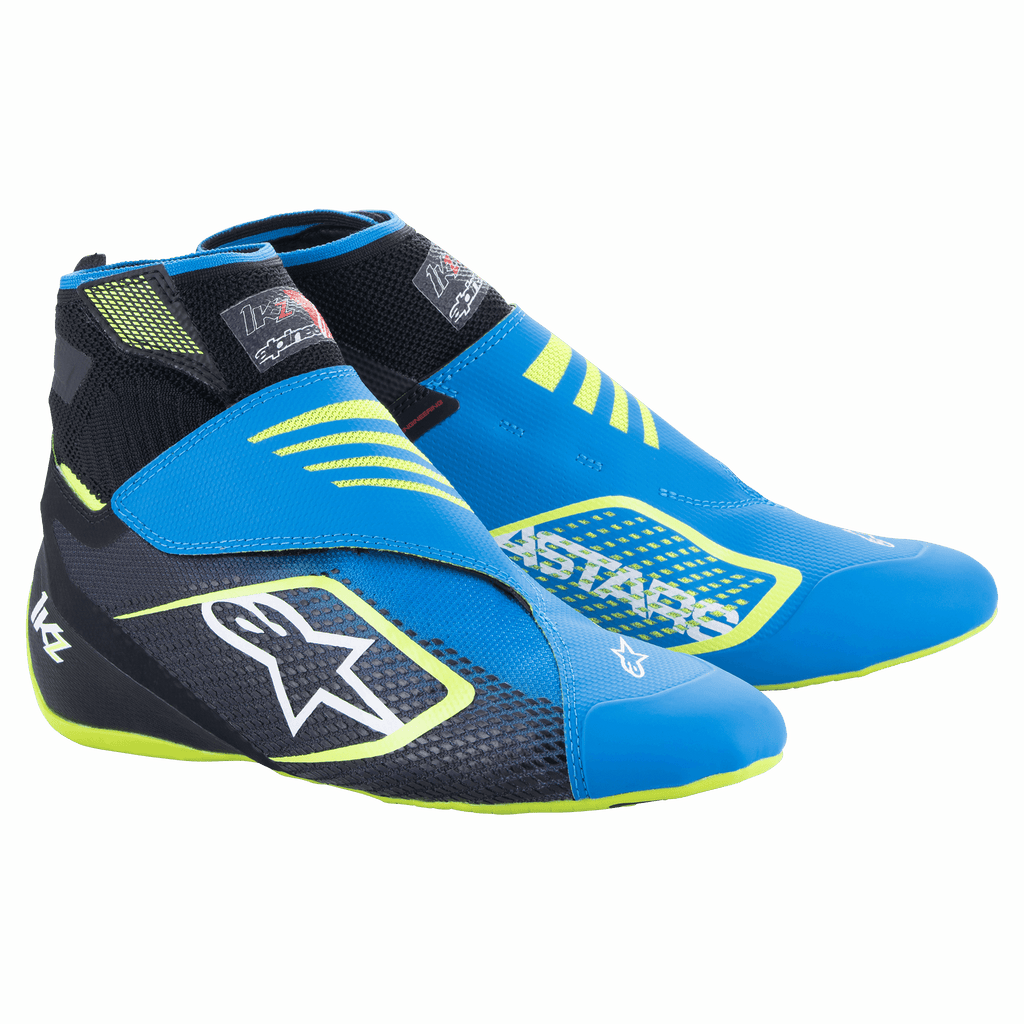 Alpinestars Tech-1 KZ V2 karting-sko, blå, sort og gul fluo, med sømløs strikket overdel, dobbelt ankelrem-lukning, stort hvidt stjernelogo på siden, slankt letvægtsdesign til motorsport