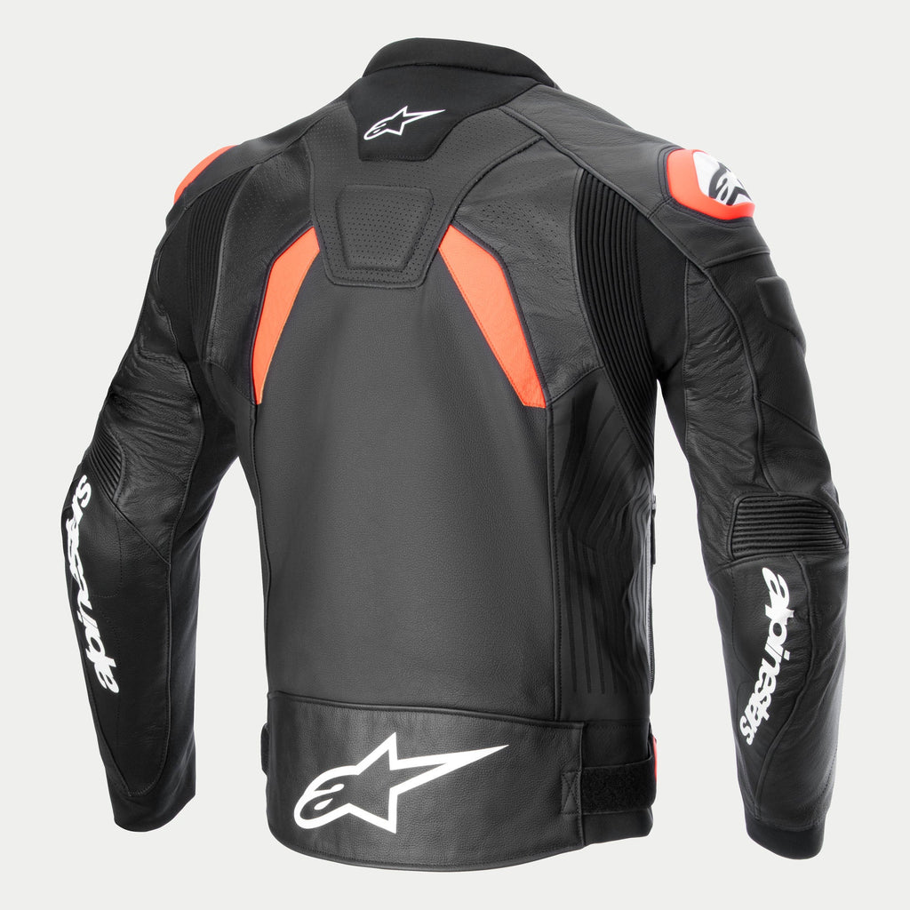 Alpinestars GP Plus R V4 Airflow læderjakke, herre-motorcykelracingjakke, set bagfra i sort med røde og hvide detaljer, med perforerede paneler og race-grade læder