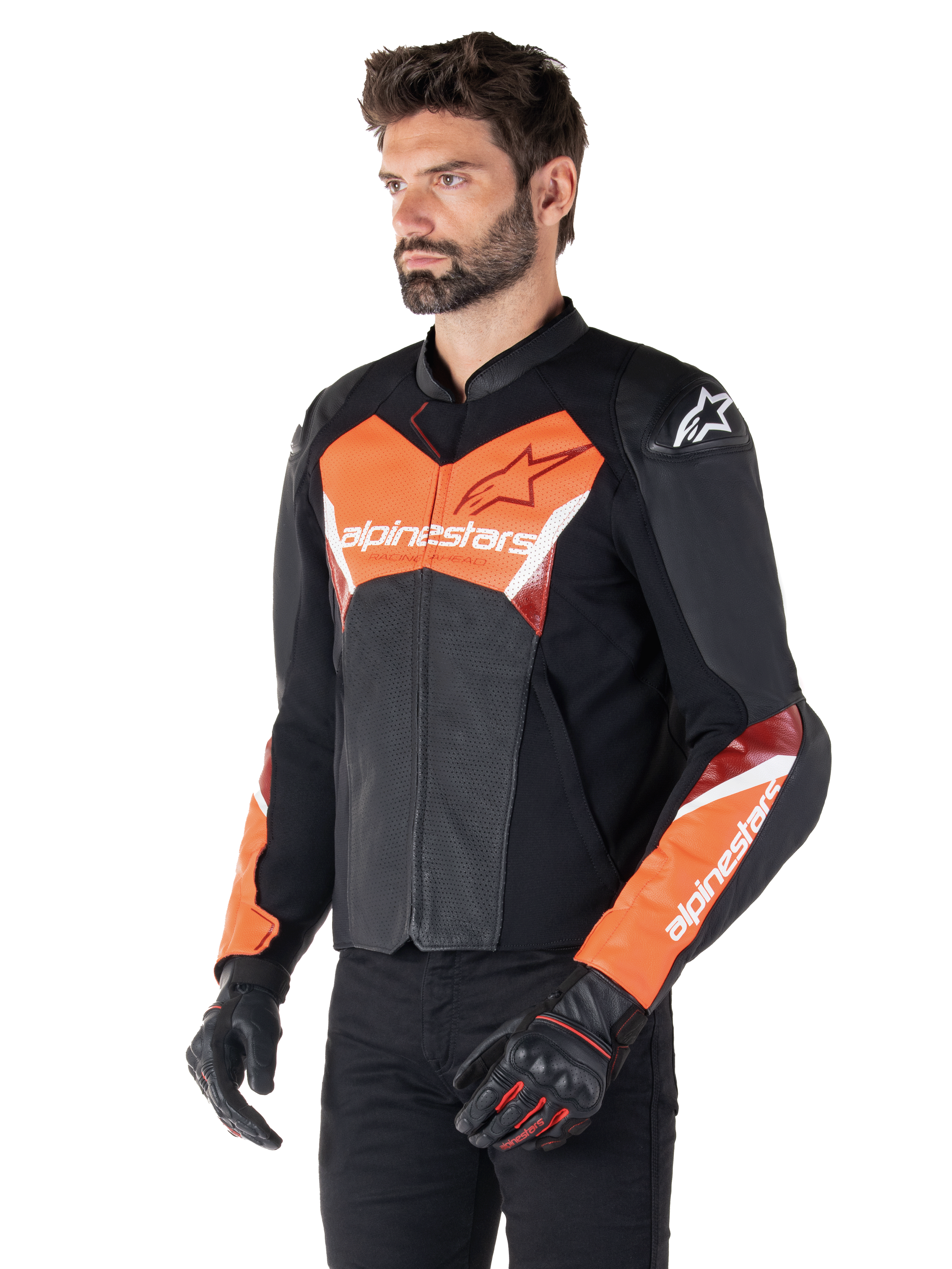 Alpinestars Faster V3 Airflow læderjakke, sportsmotorcykeljakke, sort og rød fluo, med perforeret læder til ventilation, HRSF-strækpaneler og DFS GP Lite-skulderbeskyttere, slank racer-inspireret silhuet.