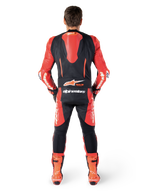 Alpinestars GP-R7 1-Stk læderdragt, motorcykeldragt til racing, sort og rød, set bagfra med aerodynamisk pukkel