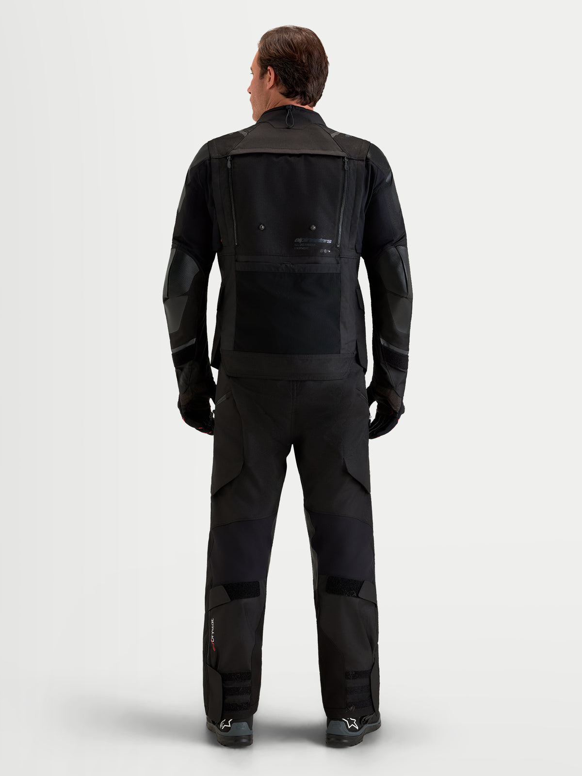 Alpinestars Harok V2 Drystar herremotorcykeljakke, sort all-terrain adventure-motorcykeljakke set bagfra med modulært ventilationspanel og ripstop-konstruktion