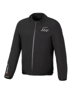Alpinestars AMT-8 Stretch Drystar® XF Jacket Liner, sort, letvægts vandtæt strækjakke, lynlås foran, AMT-logo på brystet, Drystar® XF-branding på højre ærme, elastisk krave og manchetter.