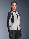 Alpinestars Stella ST-2 Air jakke, dame motorcykeljakke, isgrå og sort, store mesh-ventilationspaneler og laserudskårne perforeringer, "Alpinestars Exploration Equipment"-branding på brystet, teknisk sommerudstyr til motorcykelkørsel
