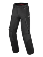Alpinestars Andes V4 Drystar® bukser - Short, sorte adventure motorcykelbukser i tekstil, med ventilationslynlåse på lårene, vandafvisende cargolommer og forstærkede knæpaneler, slidstærkt design til touring og pendling i al slags vejr