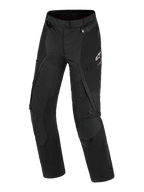 Alpinestars Stella Andes V4 Drystar® bukser, adventure-motorcykelbukser til damer, sort, set forfra med teknisk tekstilkonstruktion, hvidt Alpinestars-logo på venstre lår, cargo-lommer og ventilationslynlåse, slidstærkt køreudstyr til al slags vejr