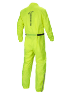 Alpinestars Hurricane Rain V2 regndragt, vandtæt motorcykelregndragt set bagfra, gul fluo, med reflekterende Alpinestars-ordmærke og let tekstilkonstruktion
