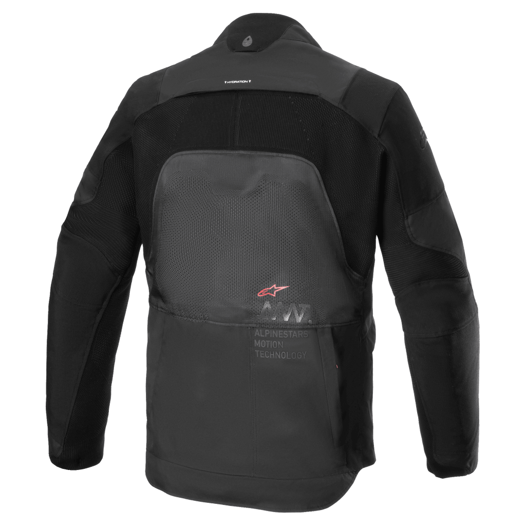 Alpinestars AMT-7 Air Jacket, motorcykeljakke, Black Dark Shadow, set bagfra med MATRYX-ventilationspaneler på ryggen, CORDURA Ripstop på skuldrene og armene og Alpinestars Motion Technology-branding.