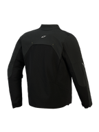 Alpinestars Provoke jakke, tekstil motorcykeljakke, sort, set bagfra med ripstop softshell-paneler og lille hvidt logo øverst på ryggen, teknisk urbant design til motorcykelpendling