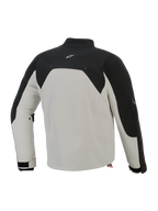 Alpinestars Provoke jakke, set bagfra, Black Metal Gray, urban tekstil motorcykeljakke med sorte øvre paneler og en metalgrå hoveddel, lille hvidt logo på øverste del af ryggen, ripstop softshell-konstruktion