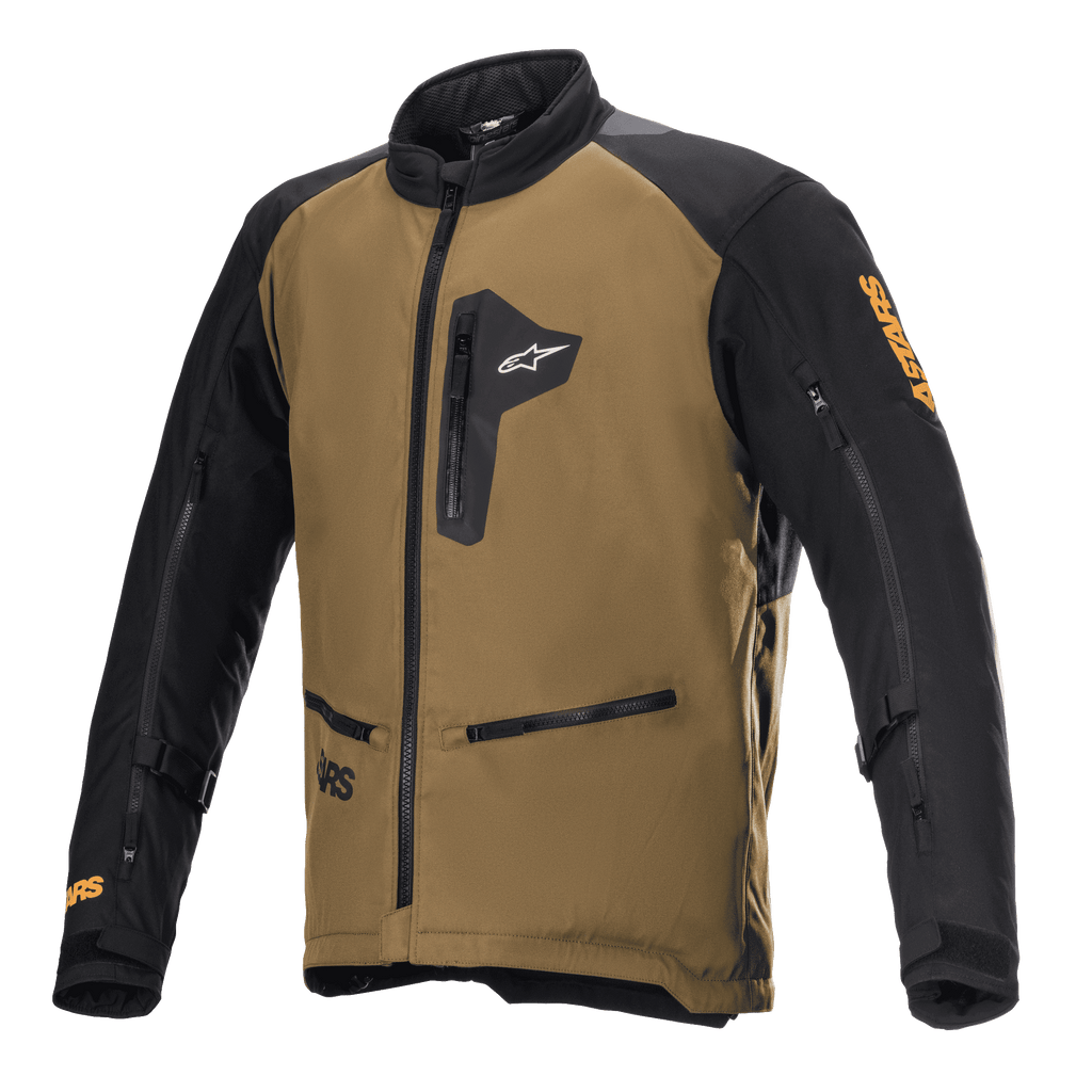 Alpinestars Venture XT jakke, motorcykeljakke til adventure og touring, camel og sort, med bryst- og håndlommer med lynlås, ventilationslynlåse på ærmerne, justerbare stropper på armene og orange Astars-branding