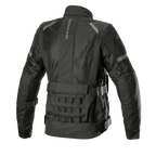 Alpinestars Stella Crosshill WP Air jakke til damer, motorcykel touring-jakke, sort, set bagfra med store mesh-paneler for luftgennemstrømning, militærinspireret PALS-modulært gjordbånd på lænden og justerbare volumenstropper i taljen og på armene