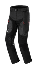 Alpinestars AMT 7 Air Pants, beskyttende motorcykelbukser, Black Dark Shadow, med MATRYX ventilationspaneler på lårene, forstærkede læderlapper på knæene, røde lynlåsstropper og justerbar talje, holdbar tekstilkonstruktion til adventure-kørsel