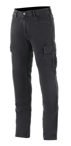 Alpines tars Bart on Ridin g Cargo Pants, mo torcykelb ukser til  bykørsel , Rinse P lus Black , med car golommer  med klap per, bælt eløkker o g en tape red pasfo rm, afslap pet stonew ashed den im-look i  slidstær k tekstil konstrukt ion